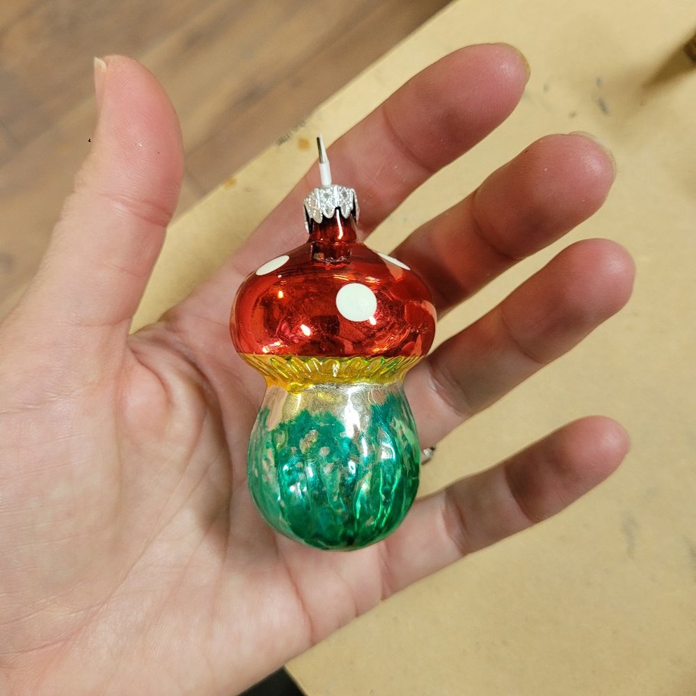 Inge glass mushroom ornament made in germany nwt